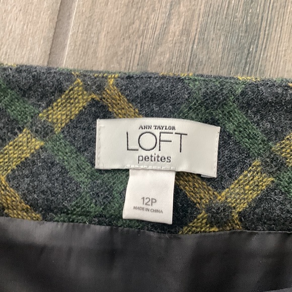 Ann Taylor loft skirt - Picture 5 of 6